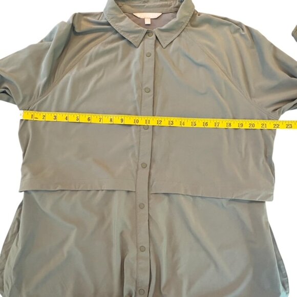 Athleta Women's NorthStar Shirt in Laurel Olive Size L - Picture 6 of 8